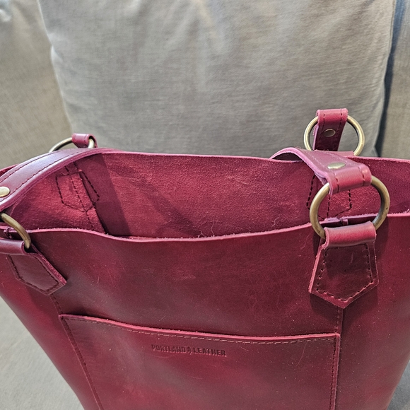 Beautiful Portland Leather Raspberry Market Tote - Picture 3 of 8